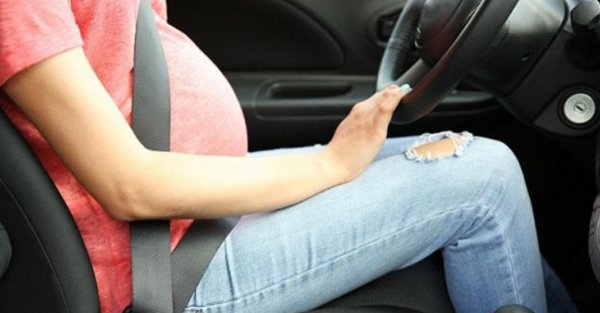 На трассе М-4 «Дон» «беременная» попутчица разводит водителей в стиле 90-х