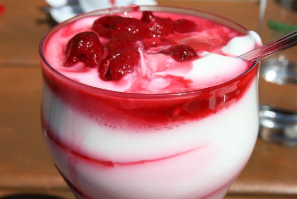 Ученые: Польза от приема пробиотических йогуртов сильно преувеличена