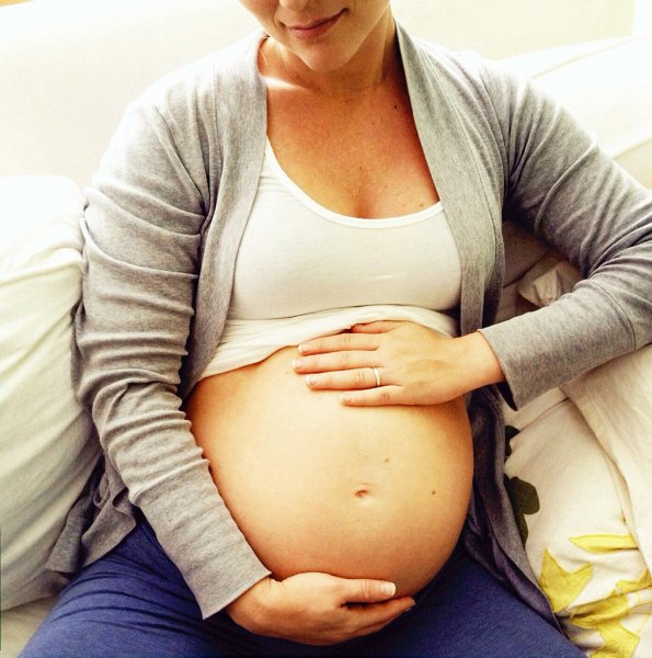 Ученые предостерегают об опасности беременности и родов после 35 лет