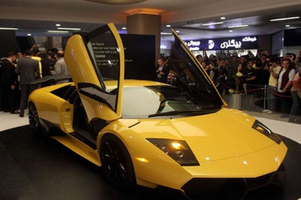 В Иране построили точный клон Lamborghini Murcielago SV