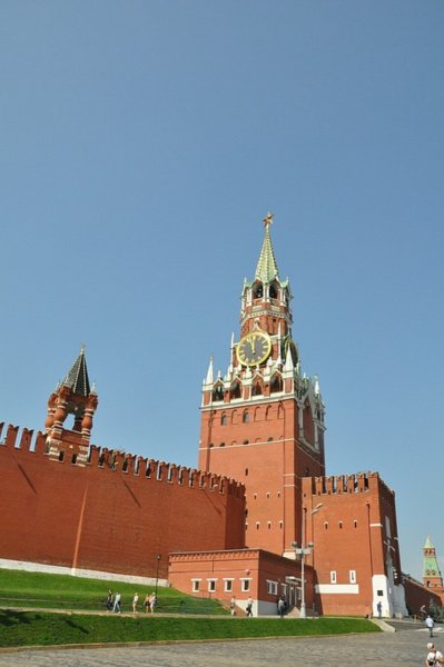 В День народного единства запретят посещать Кремль и Мавзолей