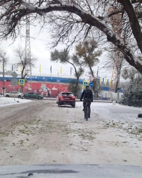 В Ростове таксисты утроили расценки на проезд из-за первого снега